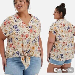 Torrid Floral Challis Button Blouse 2X